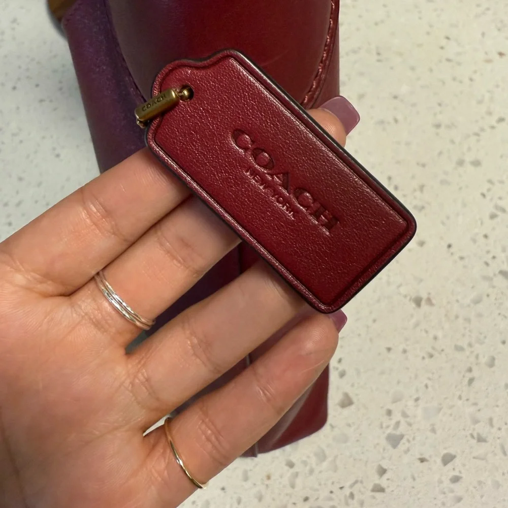 Burgundy Coach Brooklyn 28 - Picture 3 of 11